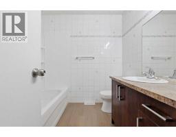 Bedroom - 15 Doverville Way Se, Calgary, AB T2B2N6 Photo 9