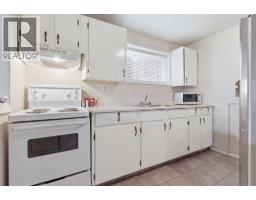 15 Doverville Way Se, Calgary, AB T2B2N6 Photo 20
