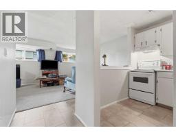 15 Doverville Way Se, Calgary, AB T2B2N6 Photo 18
