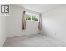 15 Doverville Way Se, Calgary, AB T2B2N6 Photo 22
