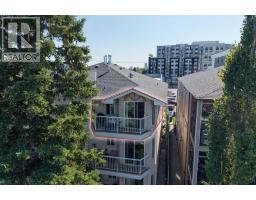 301, 215 17 Avenue NE - photo 32