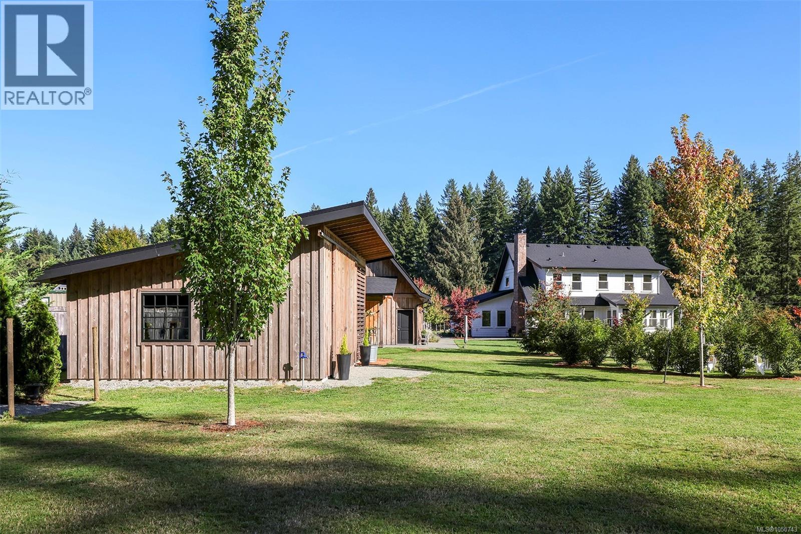 3553 Winn Rd - Image 91