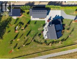 3553 Winn Rd, Courtenay, BC V9J1N8 Photo 93