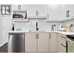 369 Falshire Drive Ne, Calgary, AB T3J1T8 Photo 17