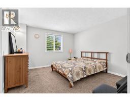 369 Falshire Drive Ne, Calgary, AB T3J1T8 Photo 30
