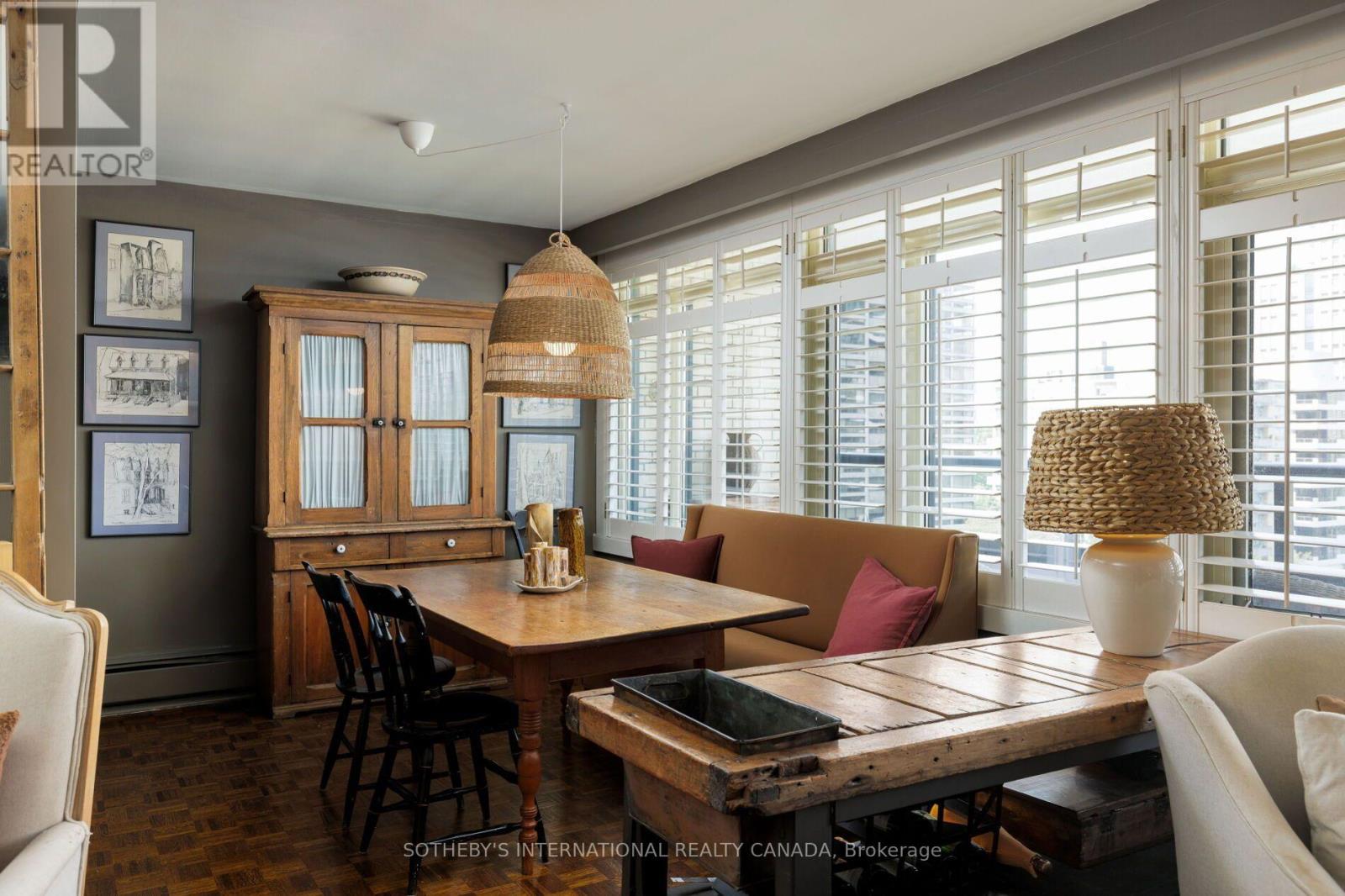 #1001 575 AVENUE ROAD - 18