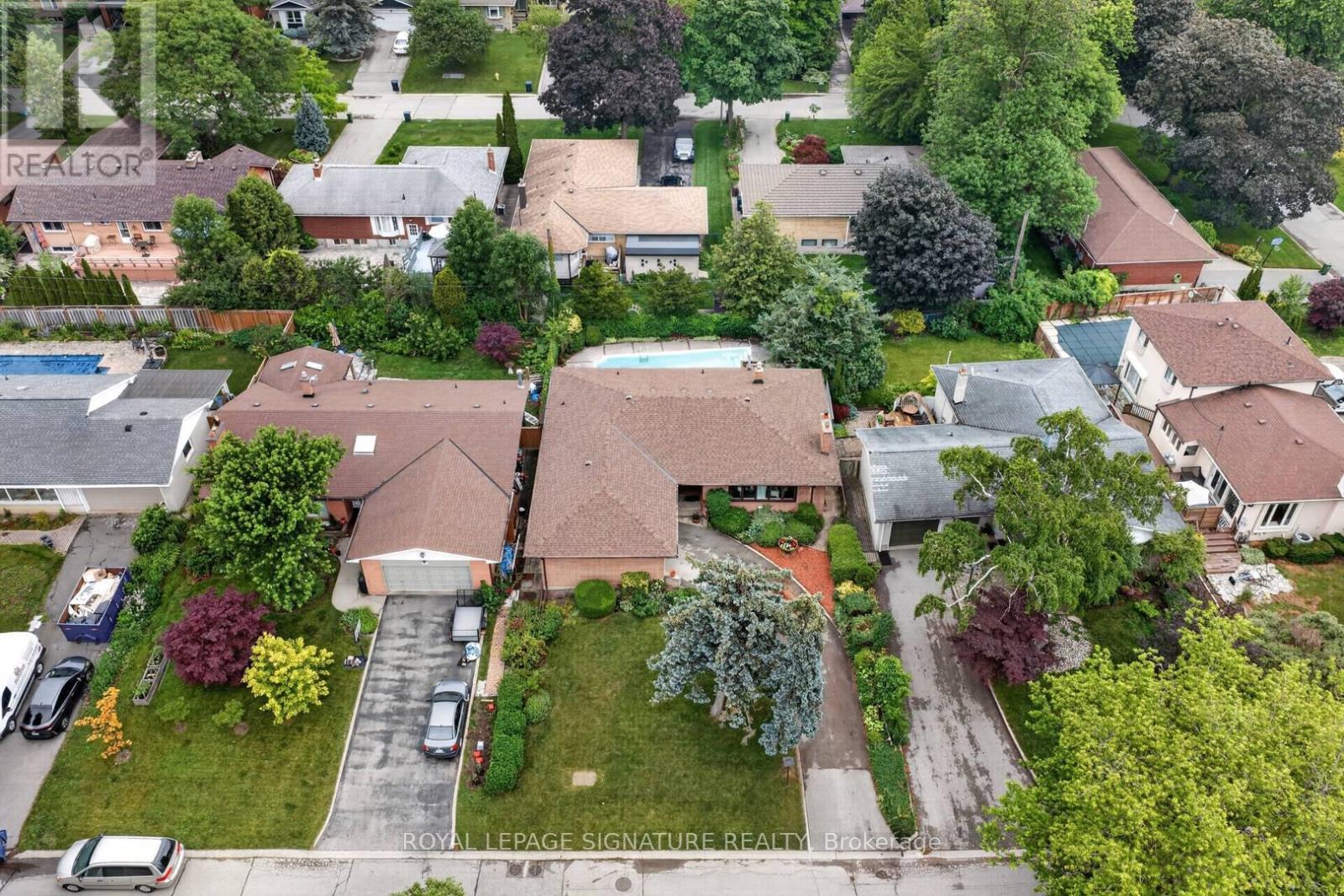 11 REGENCY SQUARE - Image 45