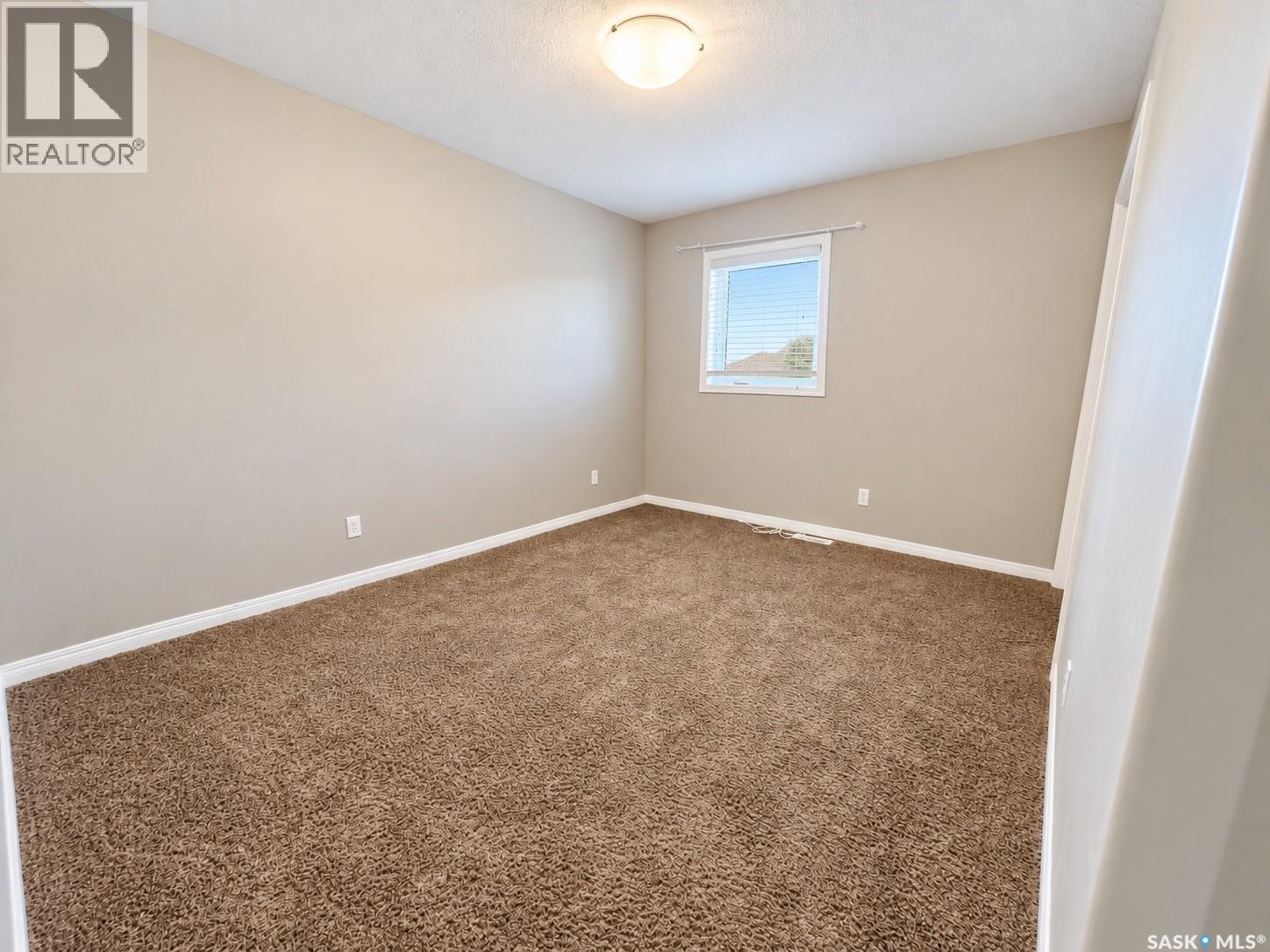 #25 547 East Hampton BOULEVARD - 14