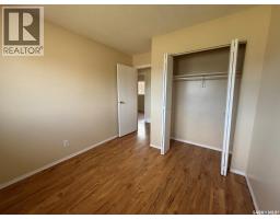 16 Thomson Drive, Kindersley, SK S0L1S0 Photo 15