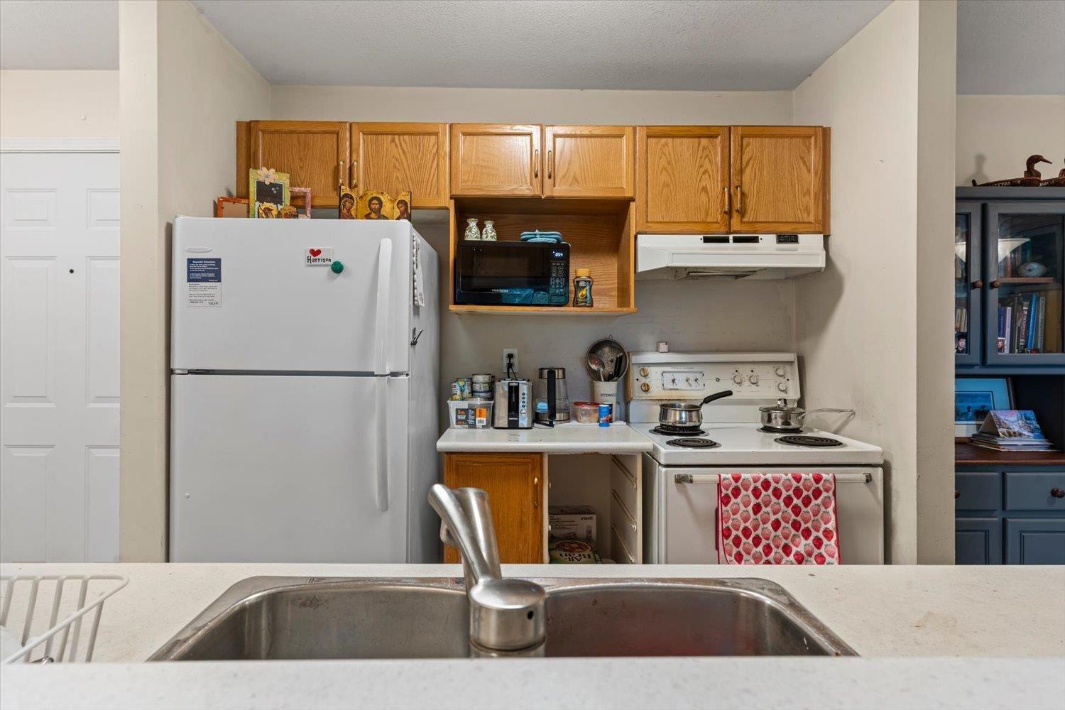 Photo of 432 32830 GEORGE FERGUSON WAY 18
