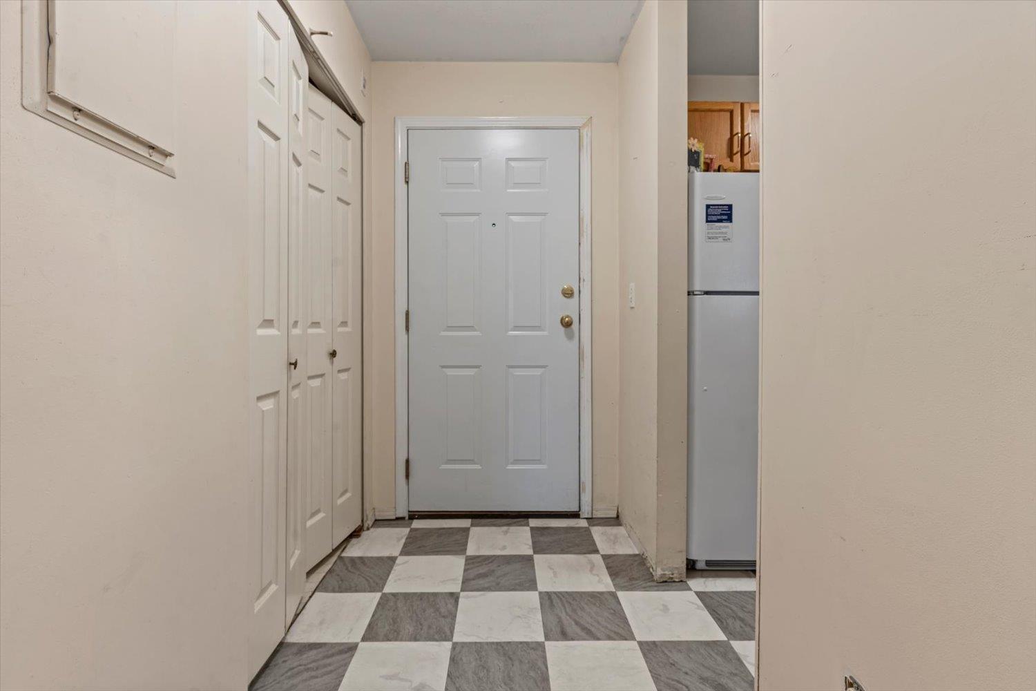 Photo of 432 32830 GEORGE FERGUSON WAY 21