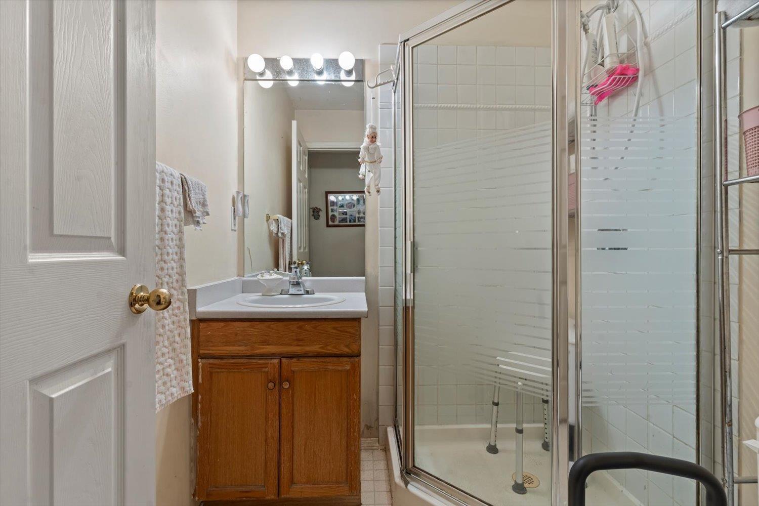 Photo of 432 32830 GEORGE FERGUSON WAY 26