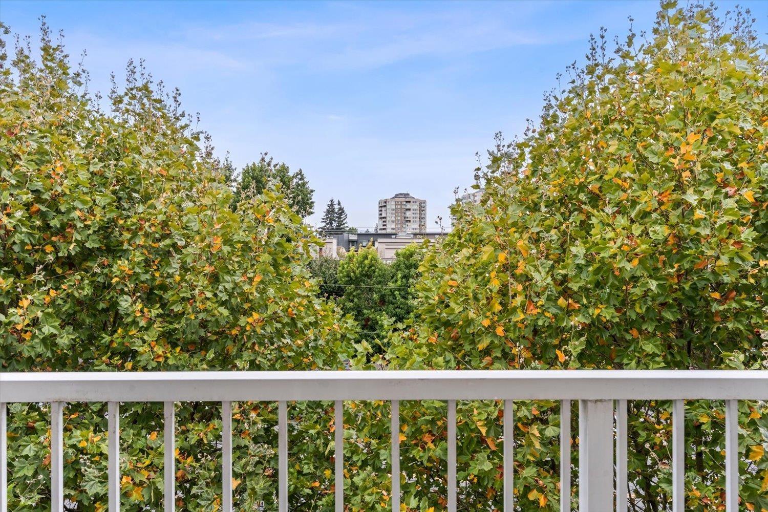 Photo of 432 32830 GEORGE FERGUSON WAY 14