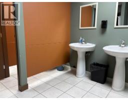 5203 51 Avenue, Camrose, AB T4V3Y4 Photo 12