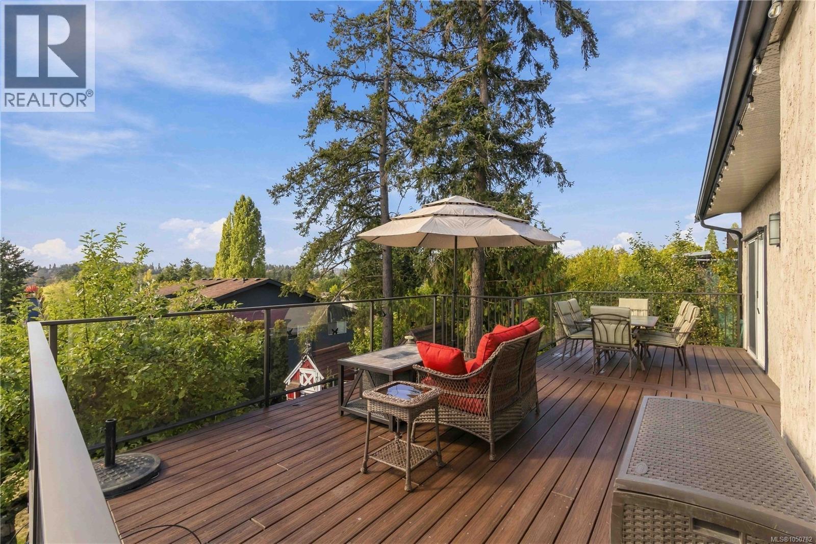 595 Ridgegrove Ave - 5