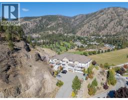 203 2523 Shannon View Drive, West Kelowna