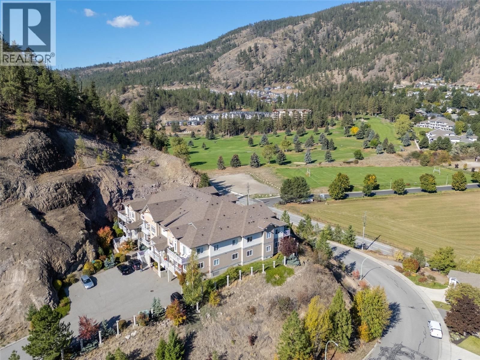 #203 2523 Shannon View Drive - 18