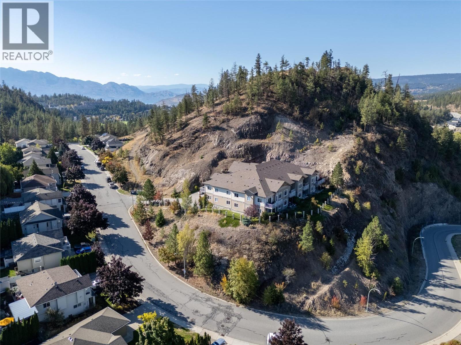 203 2523 Shannon View Drive, West Kelowna