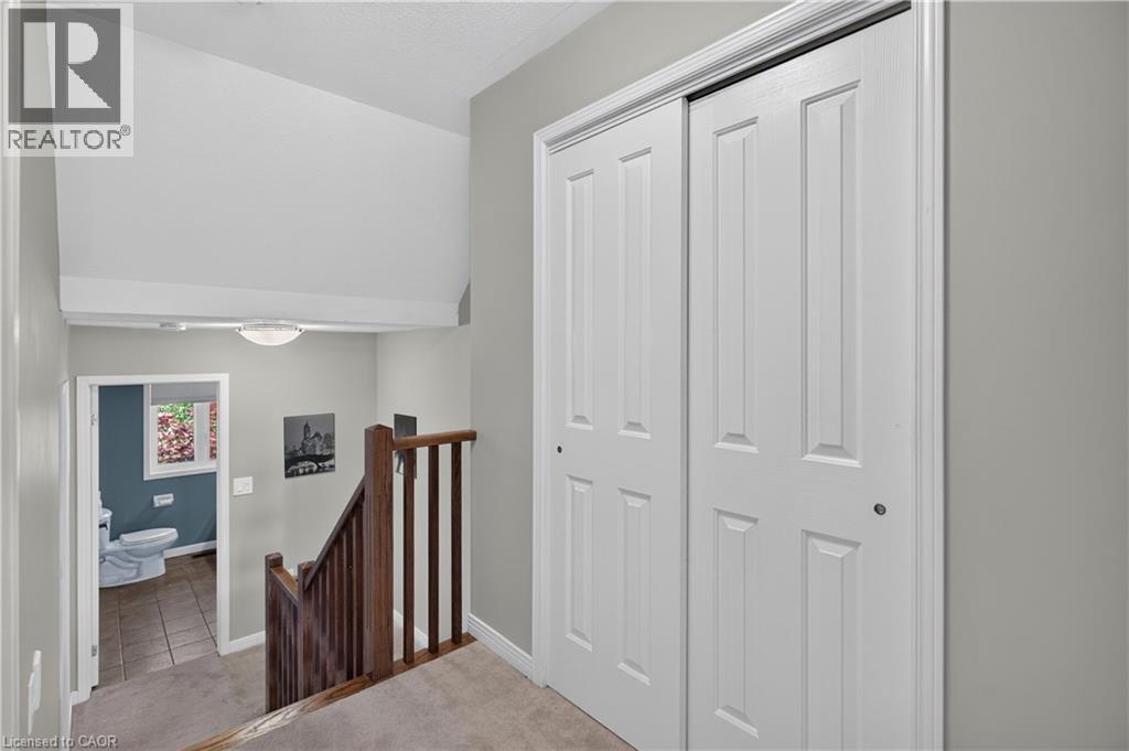 40 FAIRHAVEN Drive - 24