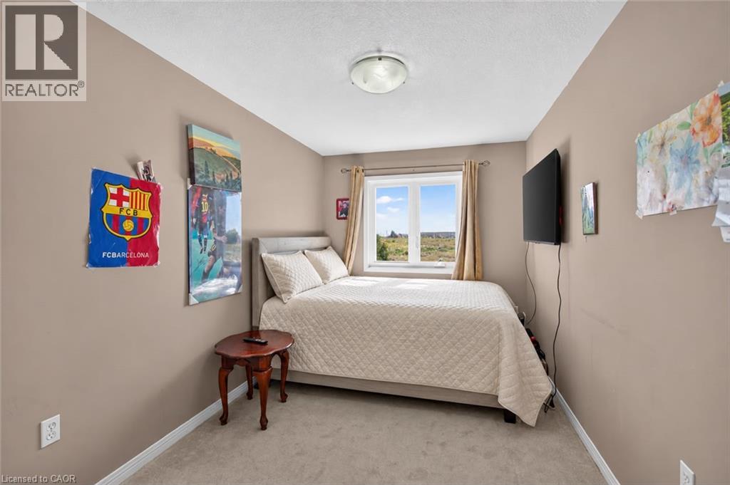 40 FAIRHAVEN Drive - 25