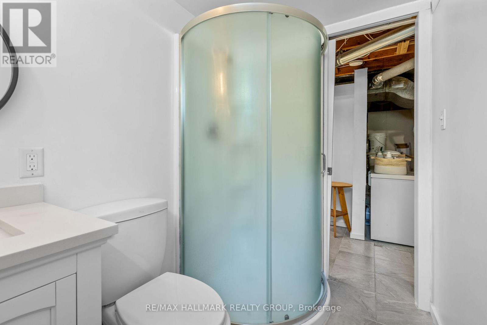826 COLSON AVENUE - Image 38