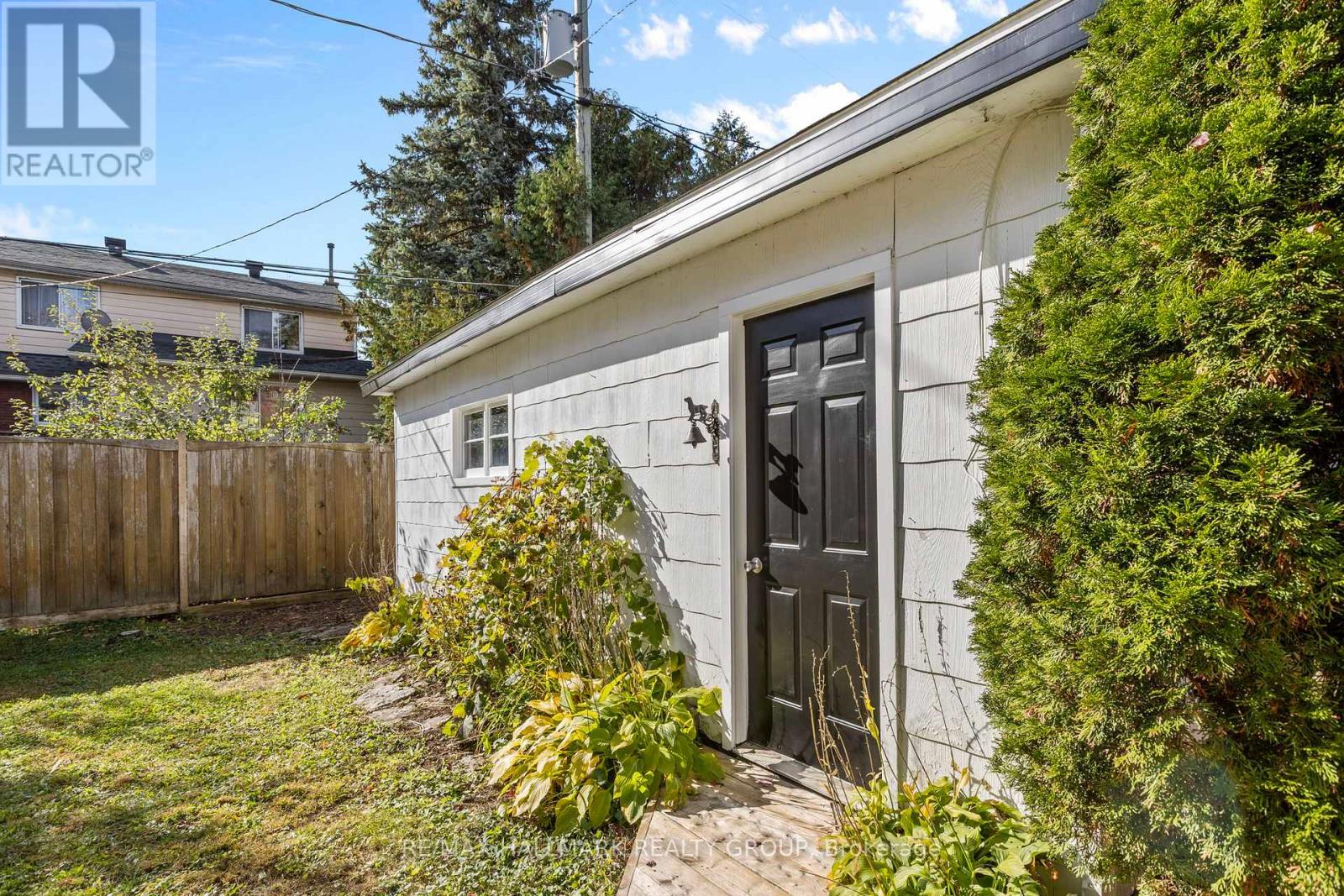 826 COLSON AVENUE - 45