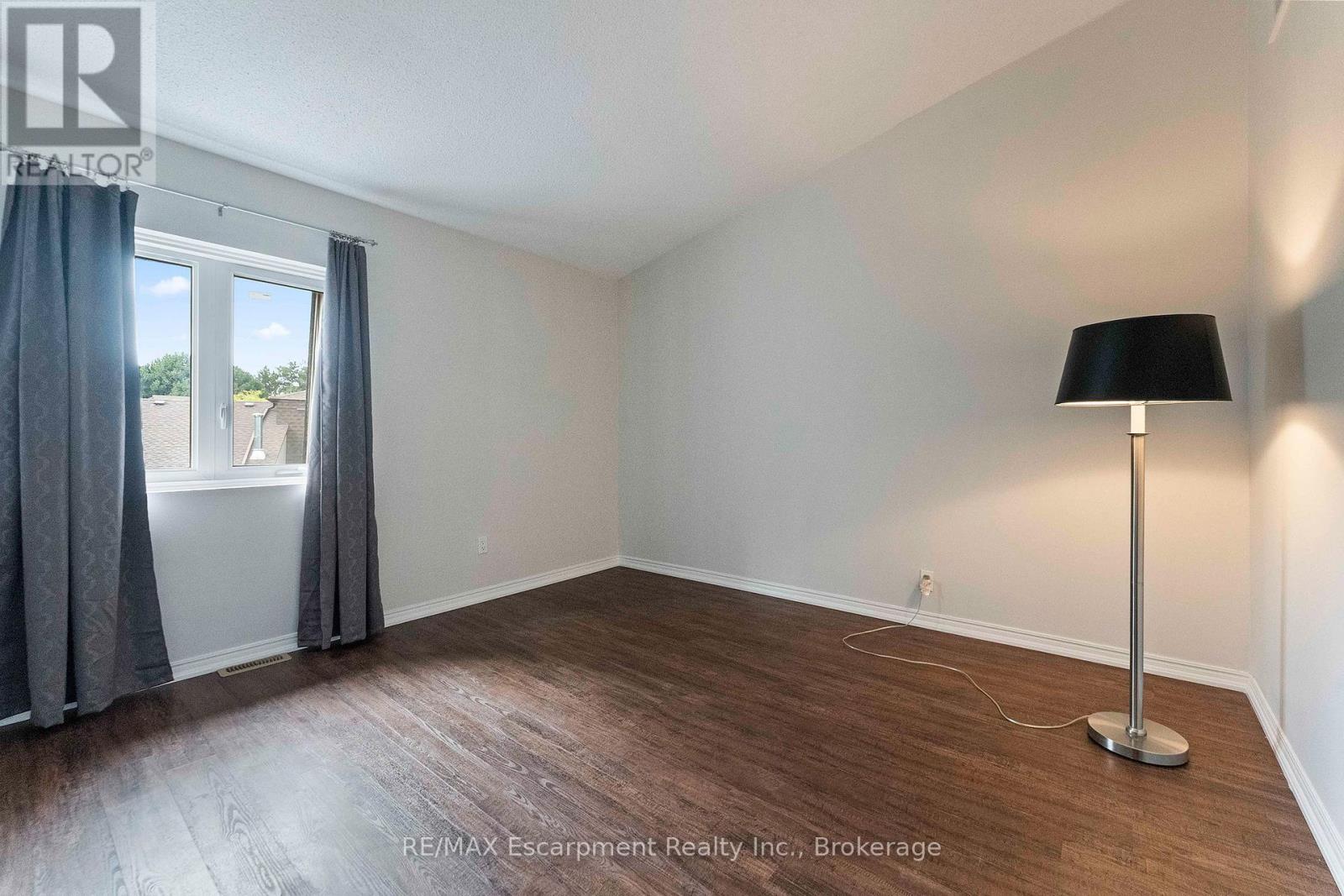 1160 Walden Circle — photo 27