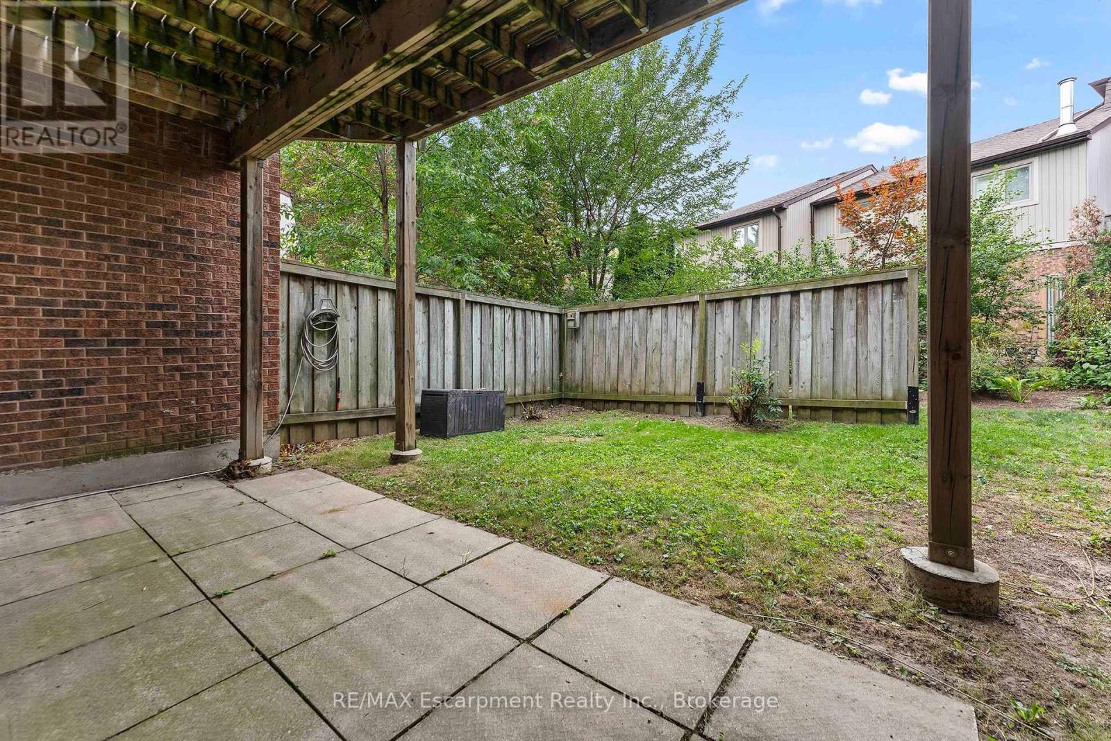 1160 Walden Circle — photo 35