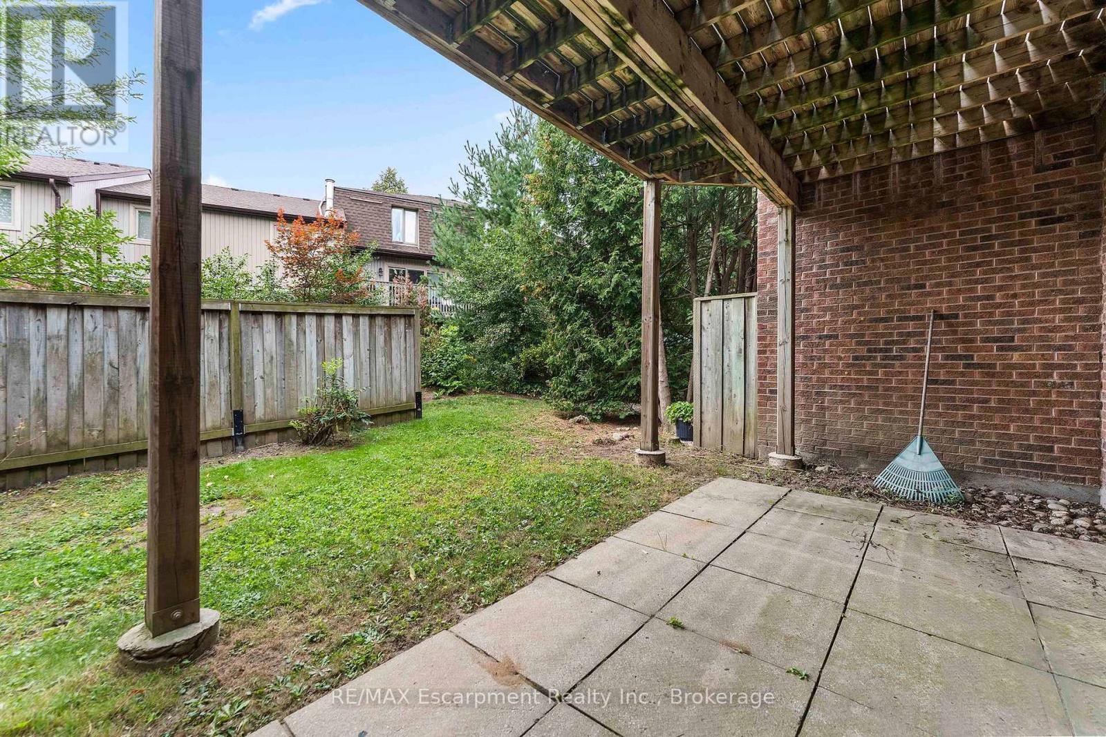 1160 Walden Circle — photo 36