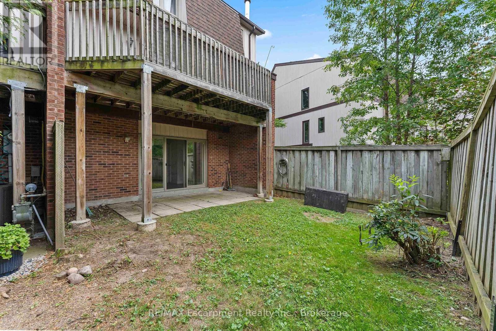 1160 Walden Circle — photo 37
