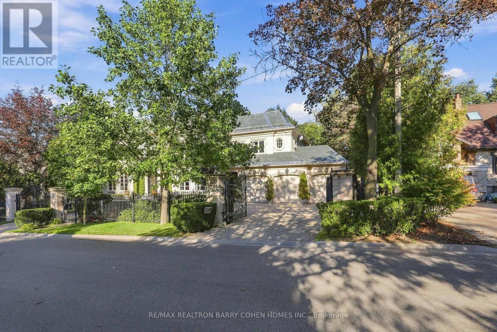 11 DOON ROAD - Image 42