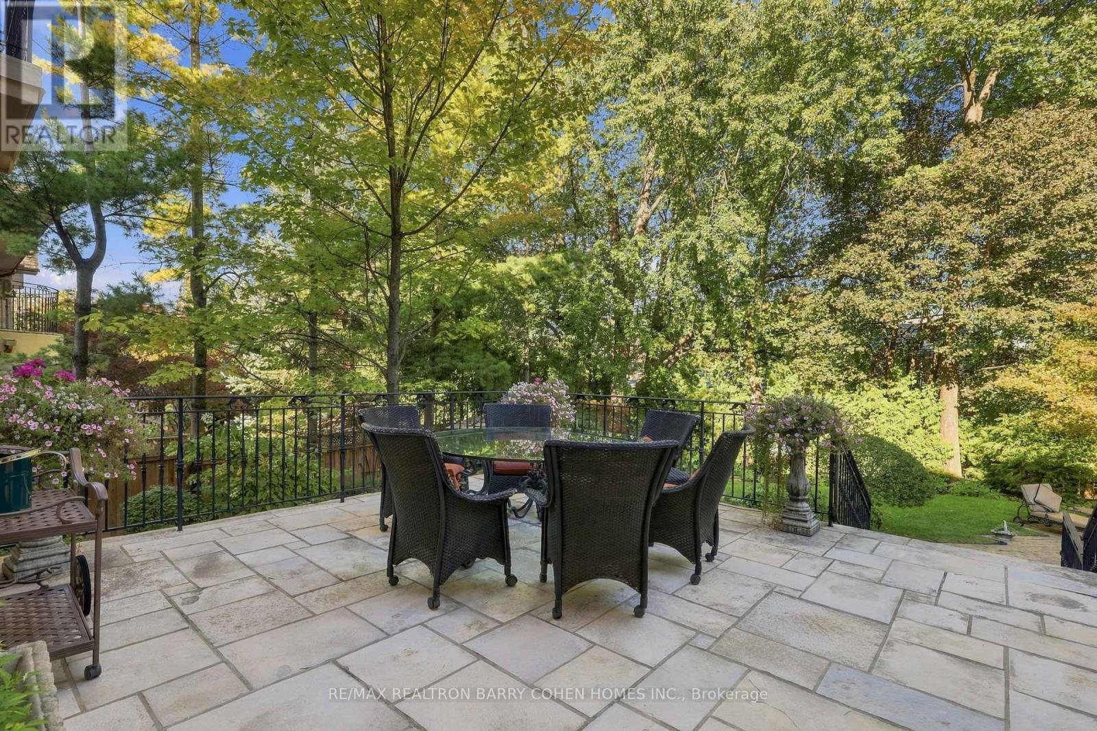 11 DOON ROAD - Image 36