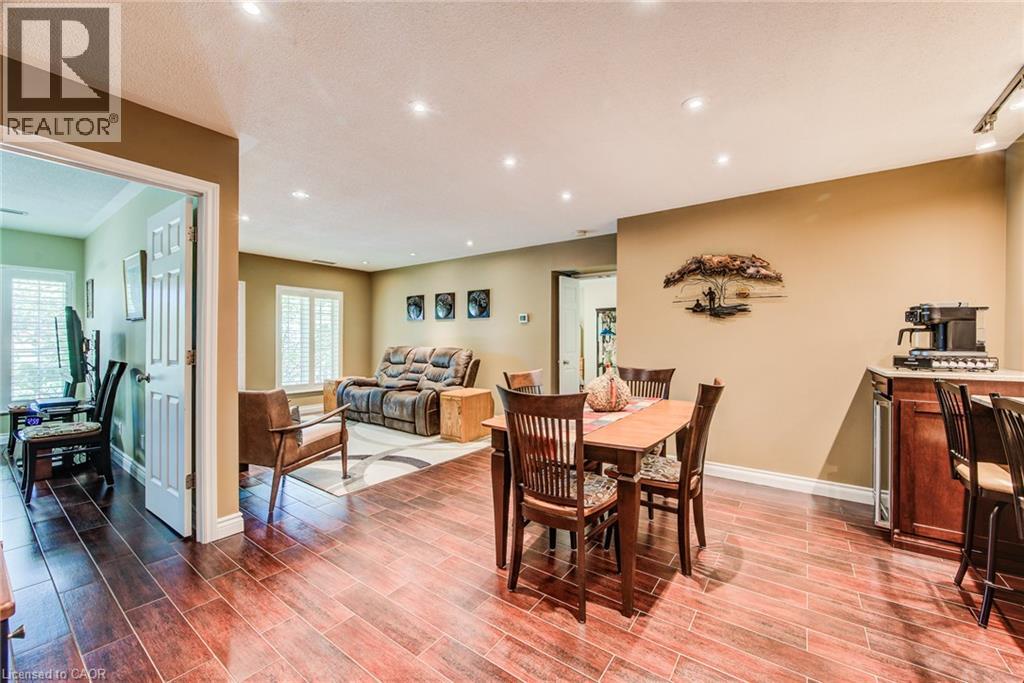 45 BLUE SPRINGS Drive Unit# 32, Waterloo — photo 9
