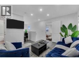 41 Royal Birch Terrace Nw, Calgary, AB T3G5N7 Photo 18