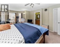 63 Hawkmount Green Nw, Calgary, AB T3G3T9 Photo 23