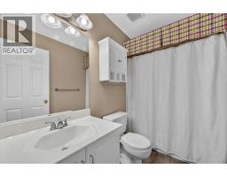 177 Douglasview Rise Se, Calgary, AB T2Z2H8 Photo 21