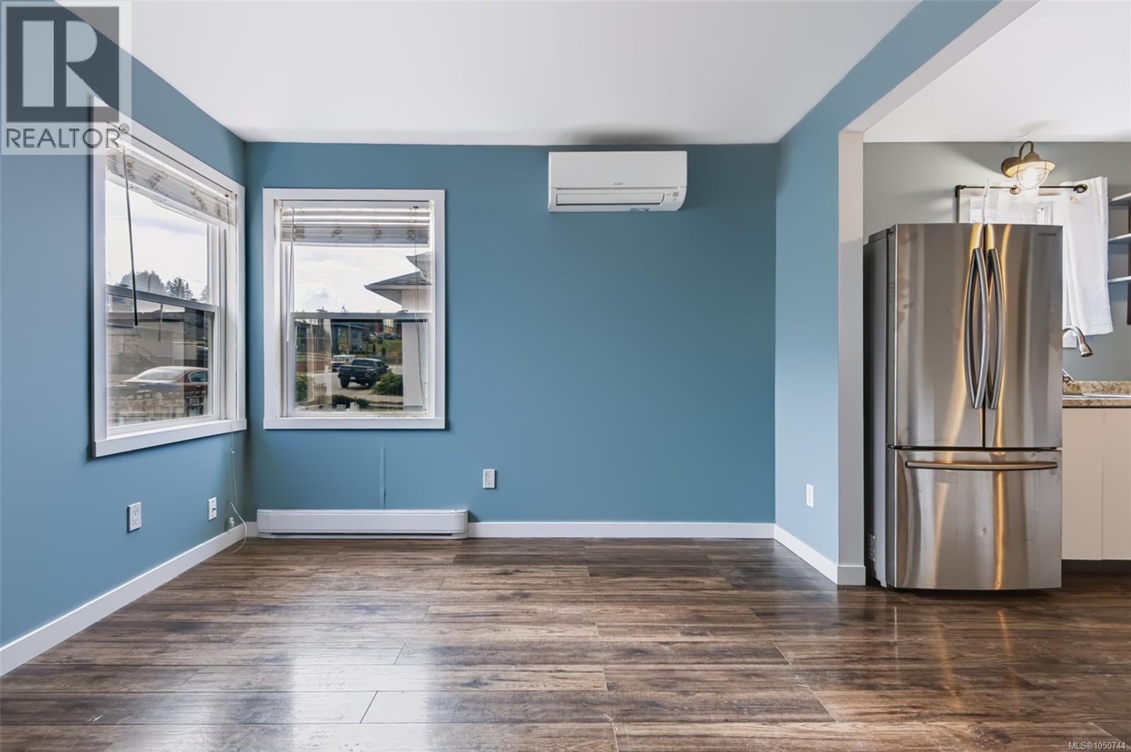 3642 15th Ave - 4