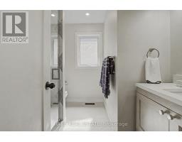 521 Hickory Avenue N, Whitby, ON L1N9W9 Photo 23