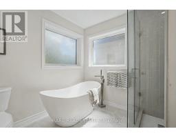521 Hickory Avenue N, Whitby, ON L1N9W9 Photo 30