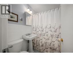 836 3rd St, Courtenay, BC V9N1G1 Photo 18