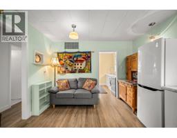 836 3rd St, Courtenay, BC V9N1G1 Photo 12
