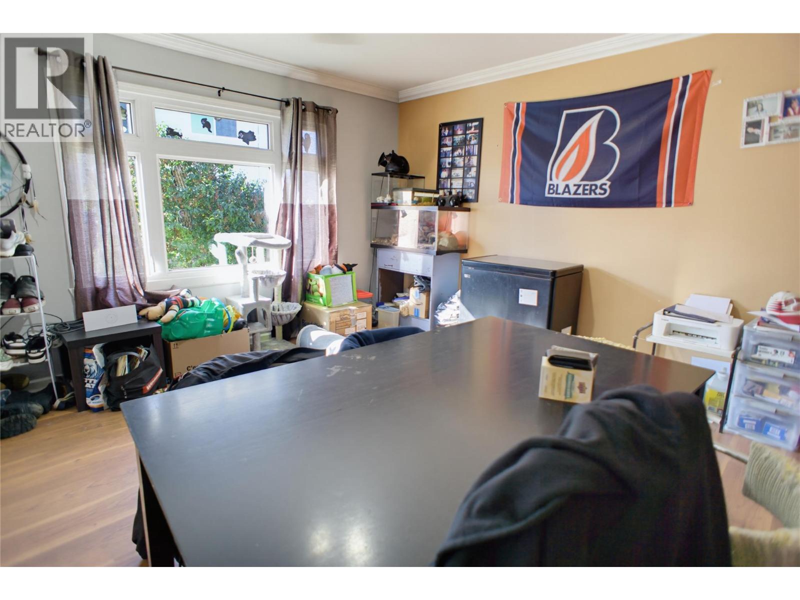 1302 CORNWALL Street - Image 7