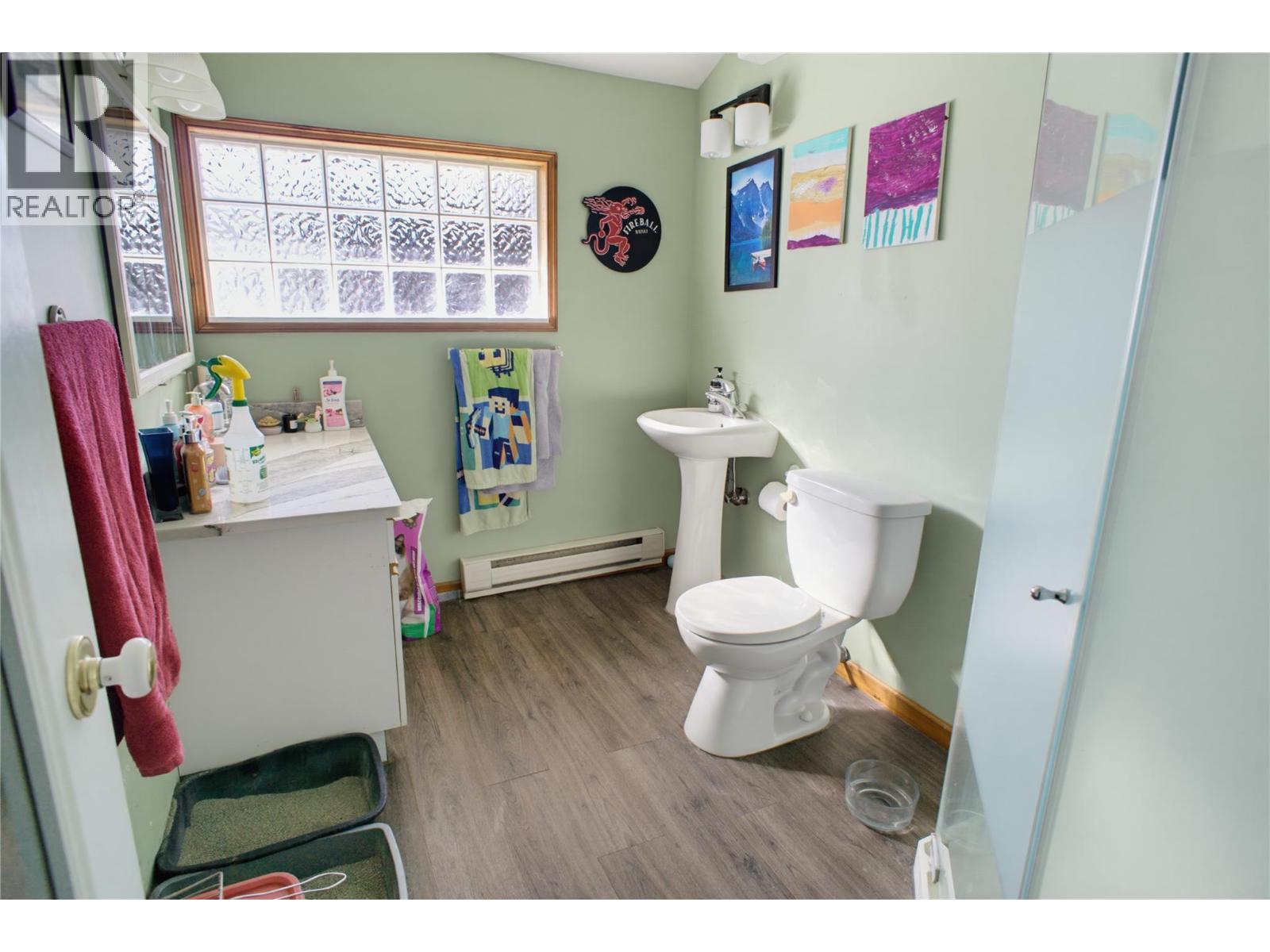 1302 CORNWALL Street - Image 17
