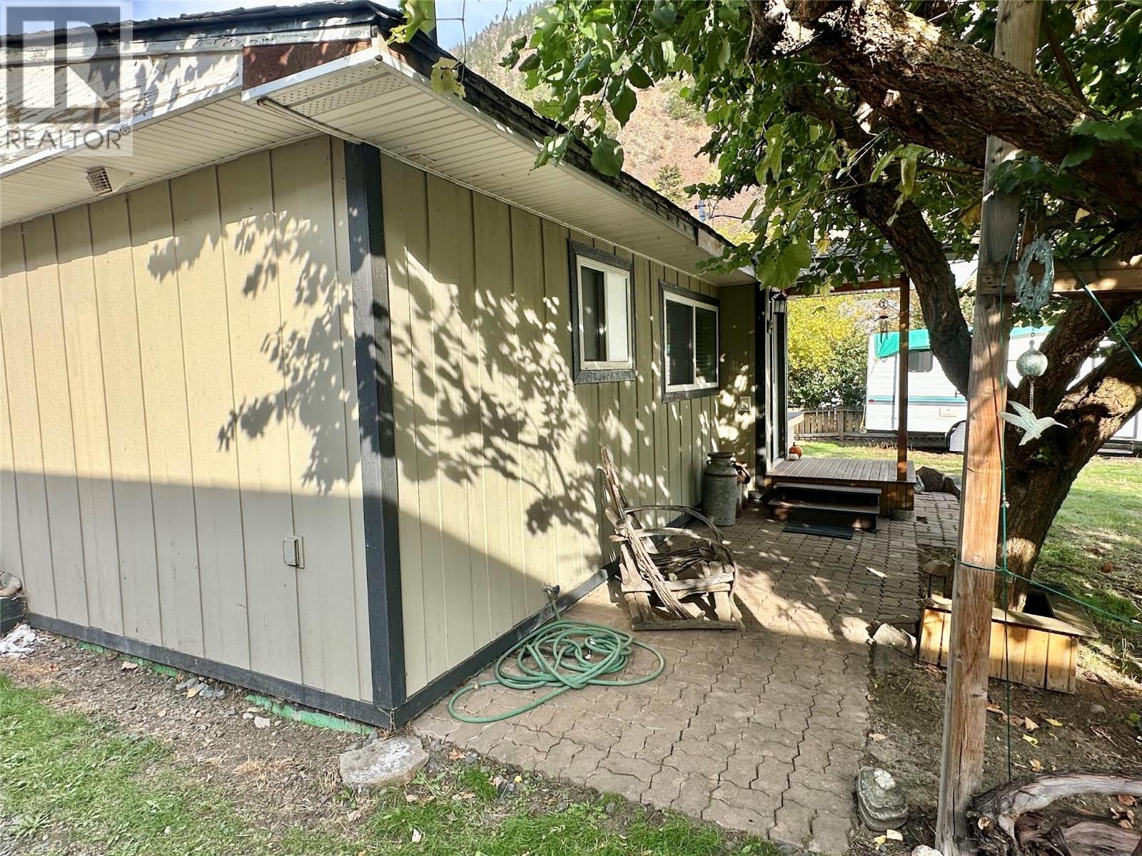 2632 6th Street, Olalla