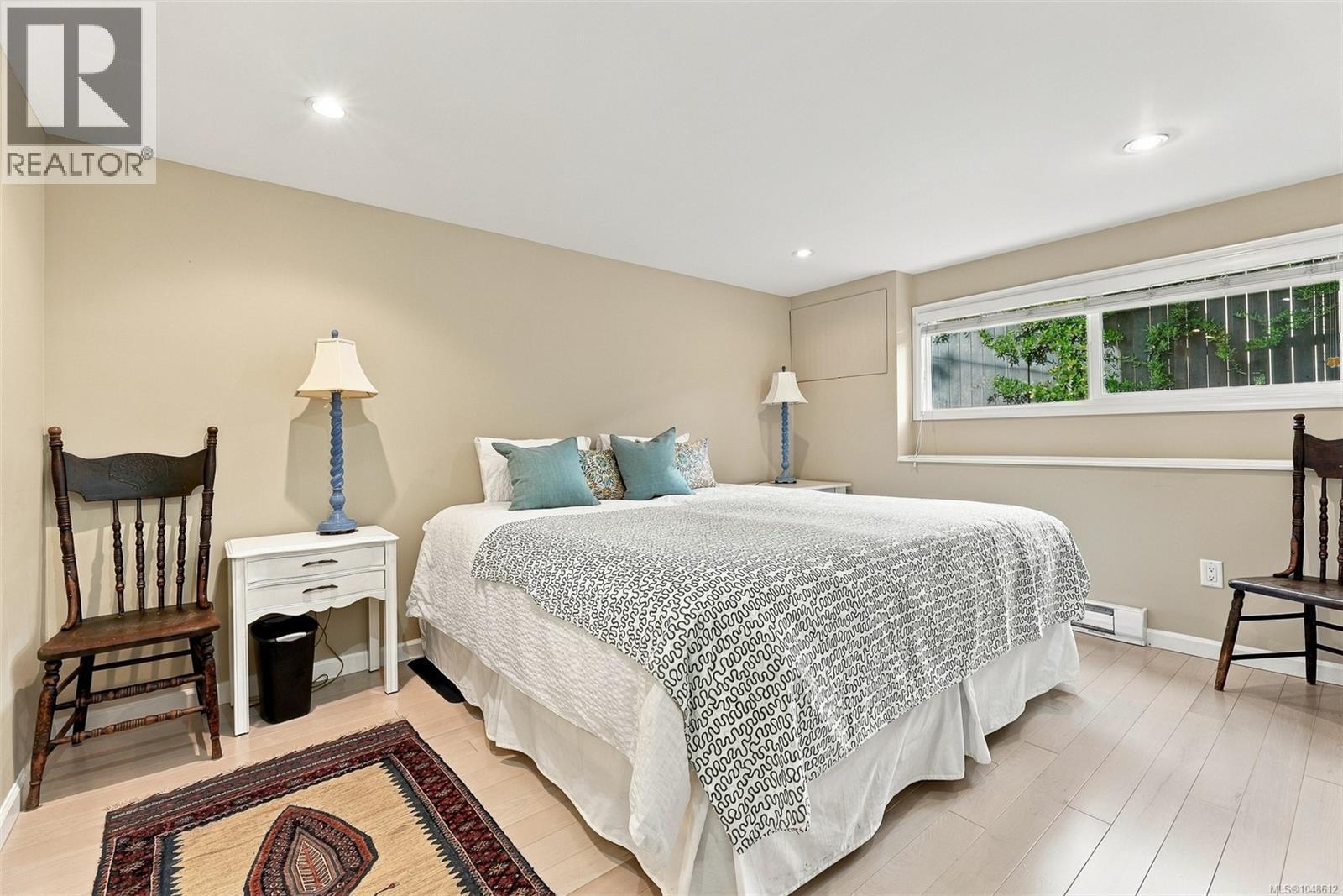  711 Richmond Avenue, Victoria