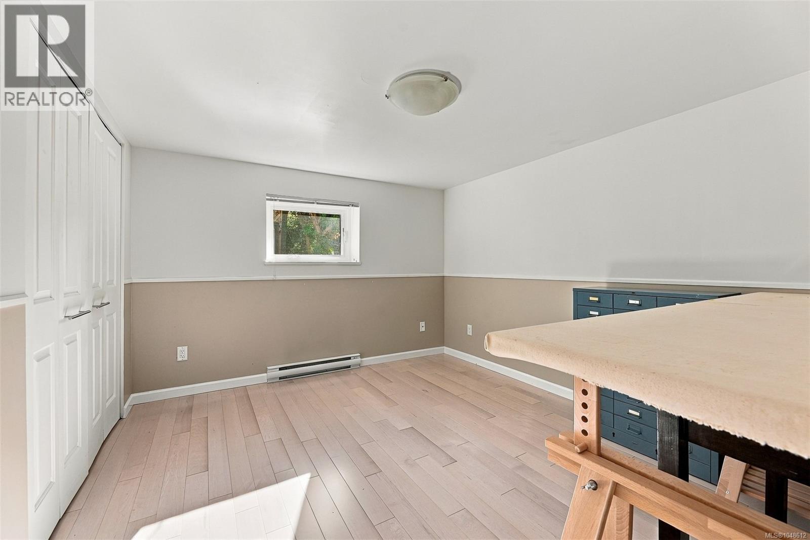  711 Richmond Avenue, Victoria