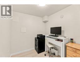 711 Richmond Ave, Victoria, BC V8S3Z2 Photo 32