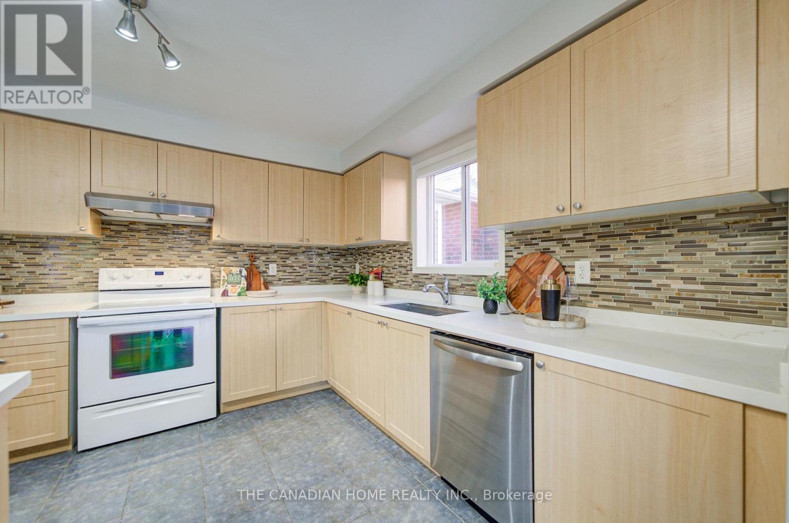 1477 ARBORWOOD DRIVE - Image 11
