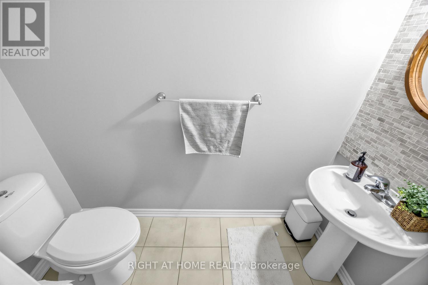 23 - 120 TWENTY FOURTH STREET, Toronto (Long Branch) — photo 6