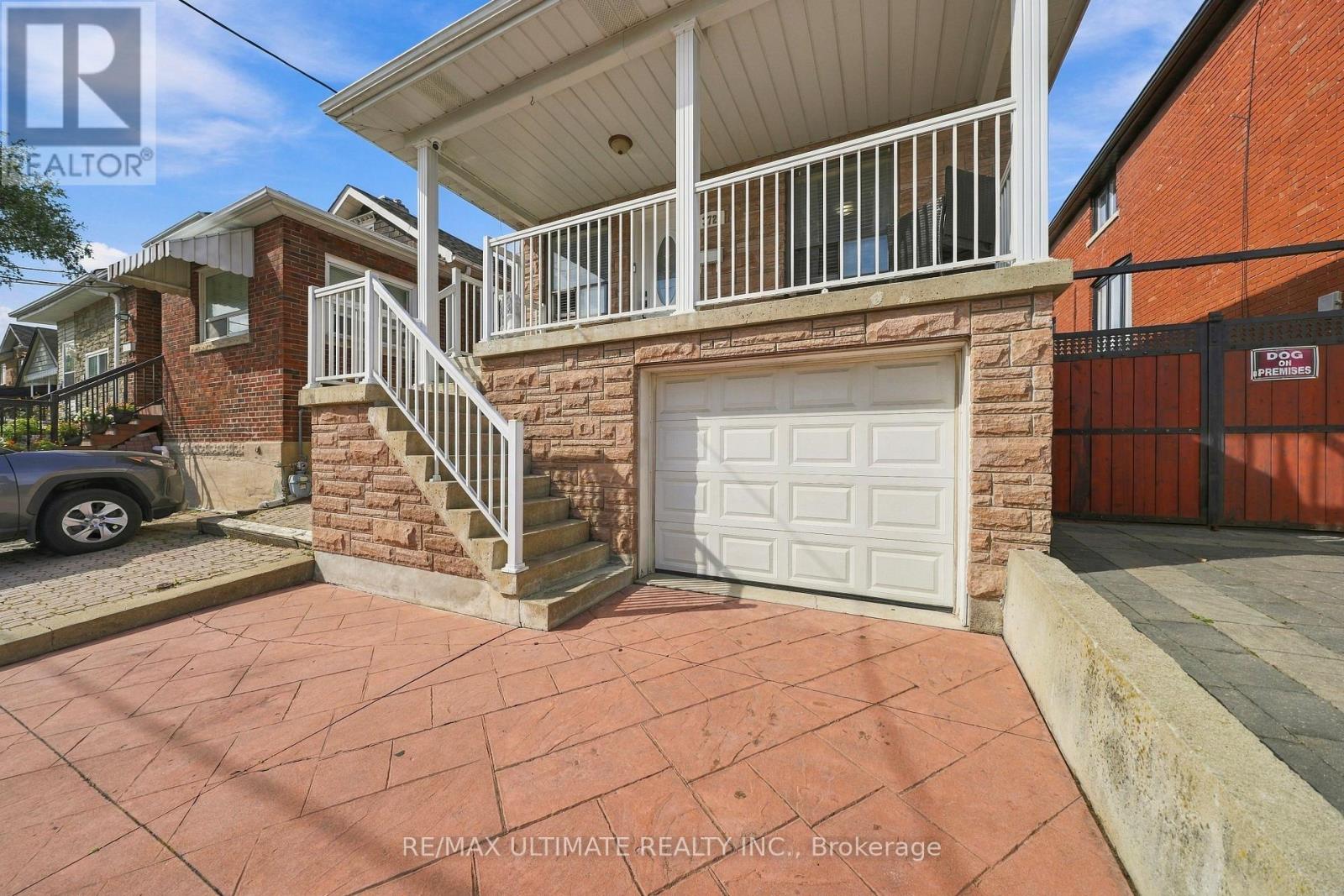 372 BLACKTHORN AVENUE, Toronto (Keelesdale-Eglinton West) — photo 2